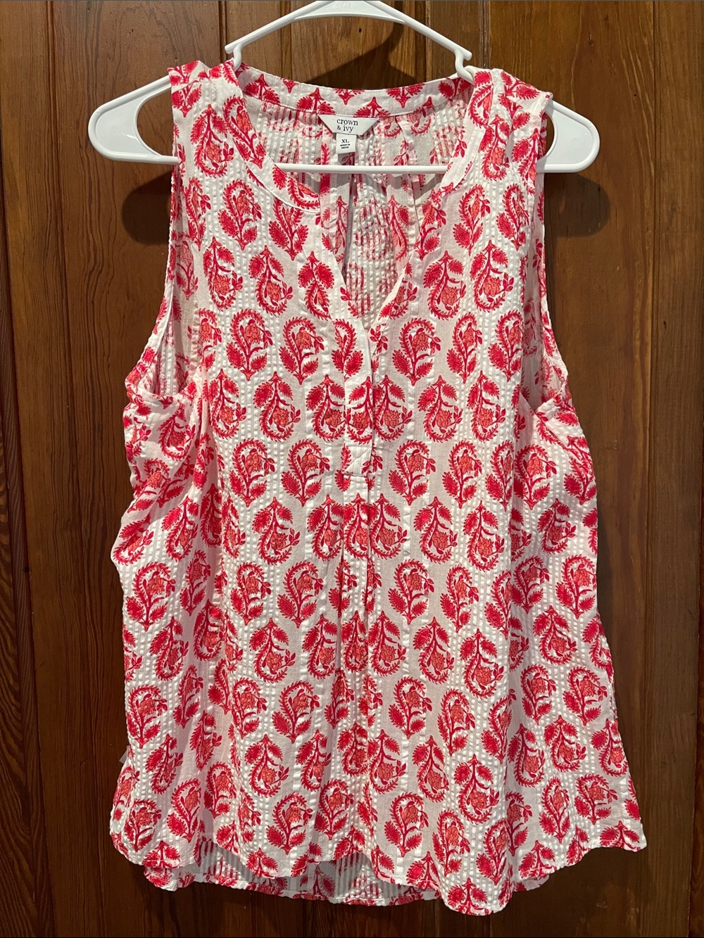 crown & ivy White Sleeveless Tank with Red Paisley Print